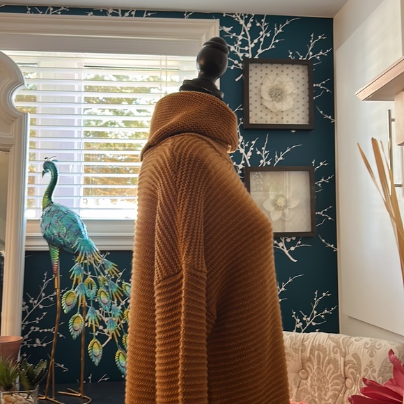 BEAUTIFUL mustard yellow long sweater with a turtleneck size M - Picture 9 of 15